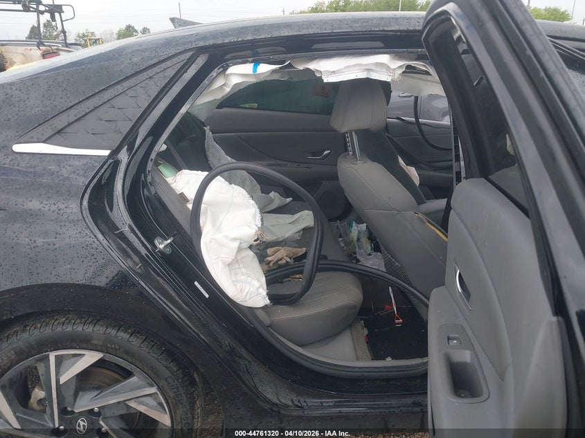 2024 Hyundai Elantra VIN KMHLS4DG3RU746630 IAAI salvage auction — BIO HAZARD, Salvage Title, sold $1,000 on 2026-07-23 (photo 8)