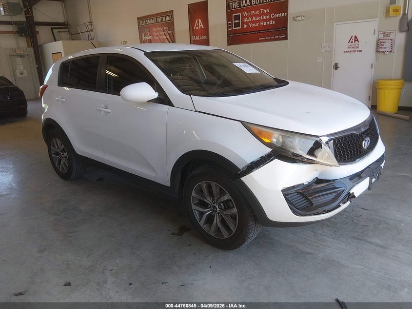 2014 Kia Sportage VIN KNDPB3AC0E7664297 IAAI salvage auction — RIGHT FRONT, Salvage Title, sold $1,350 on 2026-07-06 (photo 1)