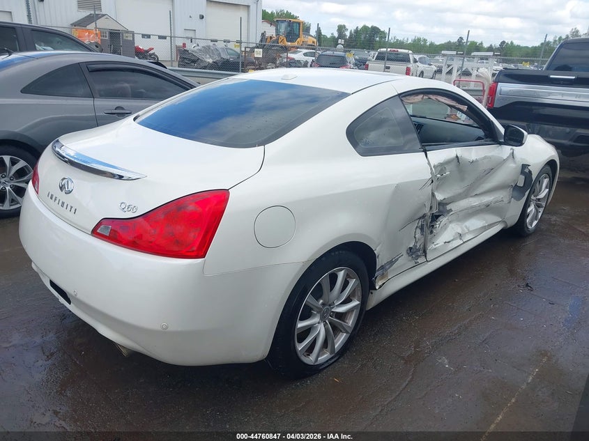 2015 Infiniti Q60 VIN JN1CV6EK4FM870544 IAAI salvage auction — RIGHT SIDE, Salvage (North Carolina), sold $2,550 on 2026-07-20 (photo 4)