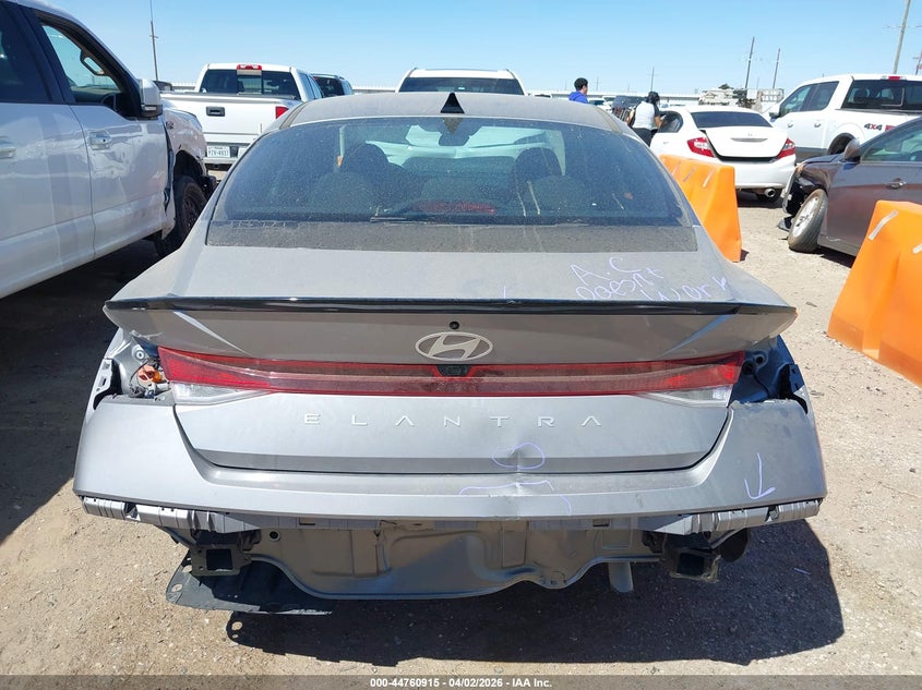 2025 Hyundai Elantra VIN KMHLM4DG2SU059235 IAAI salvage auction — REAR END, Wait Title, sold $8,000 on 2026-07-07 (photo 6)