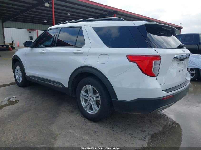 2023 Ford Explorer VIN 1FMSK7DH6PGA58574 IAAI salvage auction — SIDE, Original (Texas), sold $8,300 on 2026-08-01 (photo 3)