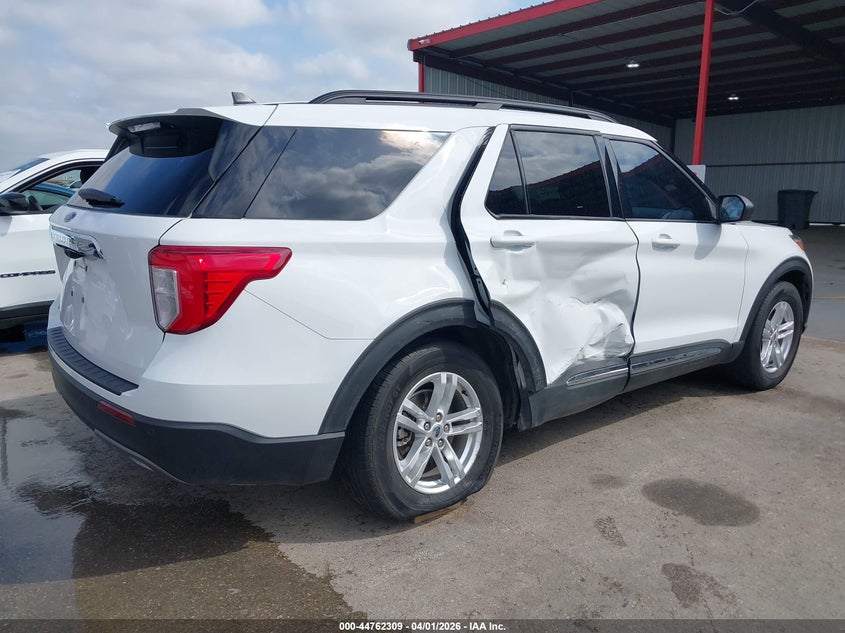 2023 Ford Explorer VIN 1FMSK7DH6PGA58574 IAAI salvage auction — SIDE, Original (Texas), sold $8,300 on 2026-08-01 (photo 4)