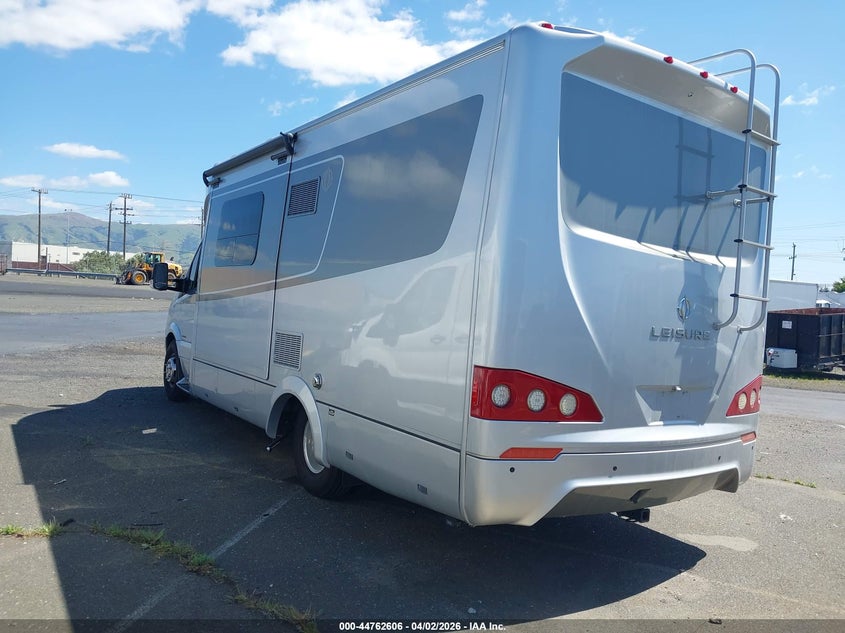 2017 Mercedes-benz Sprinter VIN WDAPF4CC7H9713613 IAAI salvage auction — RIGHT FRONT, Salvage (California), sold $33,875 on 2026-07-20 (photo 3)