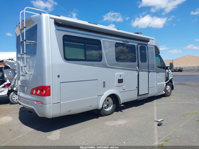 2017 Mercedes-benz Sprinter VIN WDAPF4CC7H9713613 IAAI salvage auction — RIGHT FRONT, Salvage (California), sold $33,875 on 2026-07-20 (photo 4)