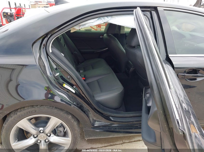 2014 Lexus Is VIN JTHBE1D23E5008551 IAAI salvage auction — FRONT END, Salvage (Missouri), sold $25 on 2026-07-27 (photo 8)