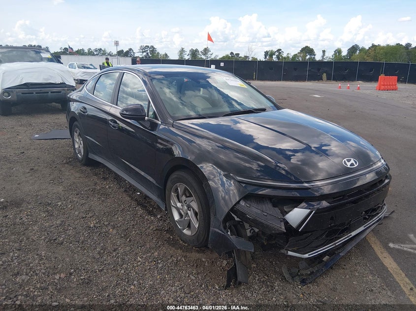 2025 Hyundai Sonata VIN KMHL24JA4SA504405 IAAI salvage auction — FRONT & REAR, Wait Title, sold $7,700 on 2026-07-15 (photo 1)