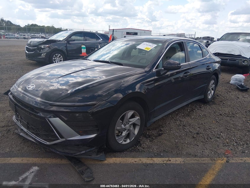 2025 Hyundai Sonata VIN KMHL24JA4SA504405 IAAI salvage auction — FRONT & REAR, Wait Title, sold $7,700 on 2026-07-15 (photo 2)