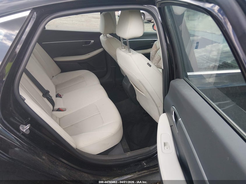2025 Hyundai Sonata VIN KMHL24JA4SA504405 IAAI salvage auction — FRONT & REAR, Wait Title, sold $7,700 on 2026-07-15 (photo 8)