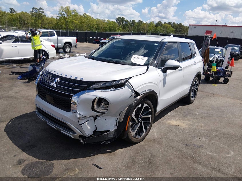 2024 Mitsubishi Outlander VIN JA4J3VA8XRZ066670 IAAI salvage auction — LEFT FRONT, Wait Title, sold $7,900 on 2026-07-29 (photo 2)