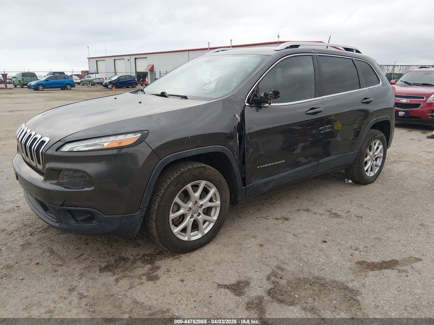 2017 Jeep Cherokee VIN 1C4PJLCBXHW586287 IAAI salvage auction — LEFT SIDE, Wait Title, sold $2,100 on 2026-07-10 (photo 2)