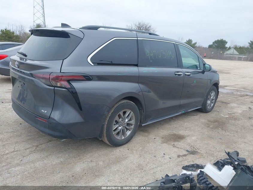 2025 Toyota Sienna VIN 5TDYSKFC4SS208747 IAAI salvage auction — FRONT END, Wait Title, sold $14,500 on 2026-07-31 (photo 4)