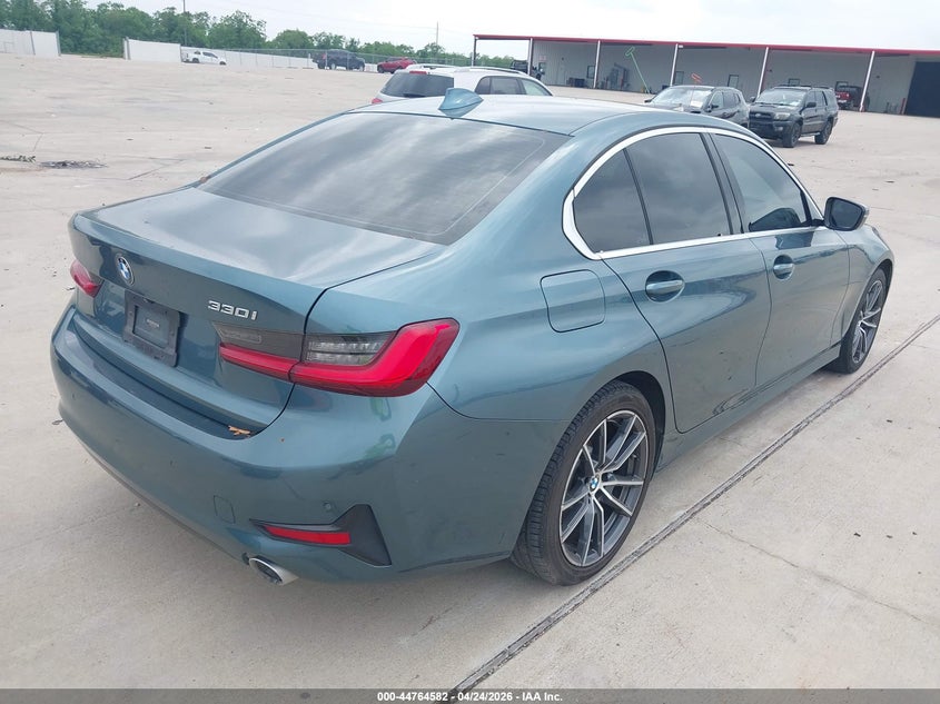 2019 BMW 3er VIN WBA5R1C52KFH08307 IAAI salvage auction — UNKNOWN, Salvage Title, sold $7,100 on 2026-07-10 (photo 4)