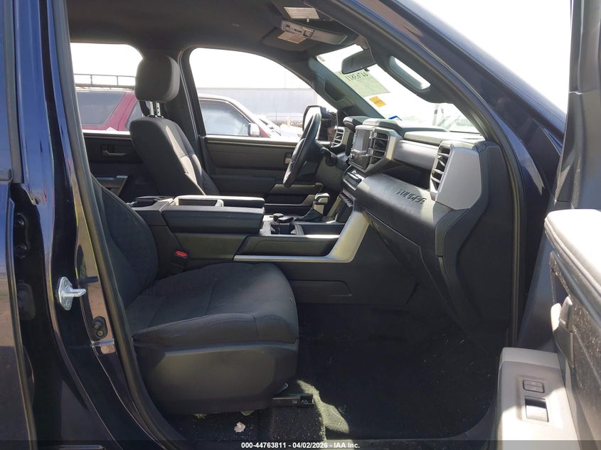 2025 Toyota Tundra VIN 5TFLA5DB9SX315831 IAAI salvage auction — Water/Flood, Salvage (Texas), sold $19,150 on 2026-06-09 (photo 5)