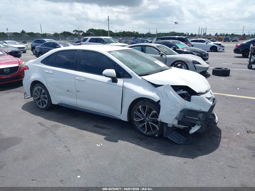 2022 Toyota Corolla VIN 5YFS4MCE8NP115681 IAAI salvage auction — FRONT & REAR, Certificate Of Destruction (Florida), sold $4,050 on 2026-07-24 (photo 1)