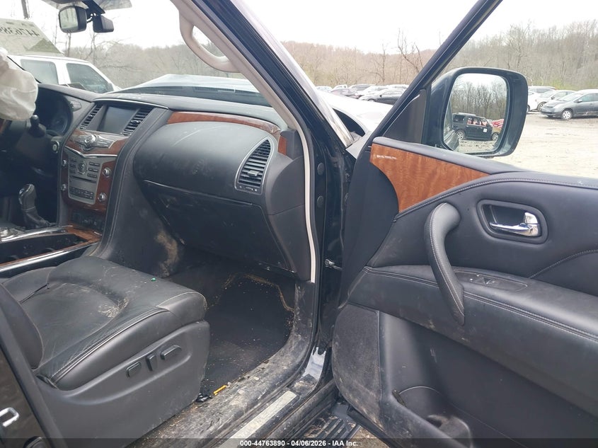 2018 Infiniti Qx80 VIN JN8AZ2NE9J9192188 IAAI salvage auction — LEFT FRONT, Wait Title, sold $1,800 on 2026-07-28 (photo 5)