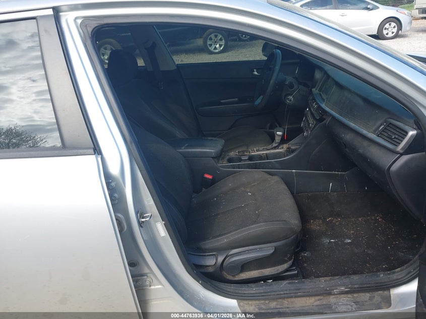 2019 Kia Optima VIN 5XXGT4L39KG360100 IAAI salvage auction — REAR END, Salvage (Alabama), sold $1,750 on 2026-07-13 (photo 5)