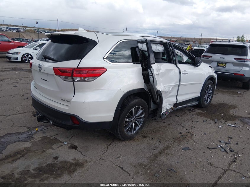 2019 Toyota Highlander VIN 5TDJZRFH9KS584829 IAAI salvage auction — ROLLOVER, Salvage (New Mexico), sold $4,550 on 2026-07-06 (photo 4)