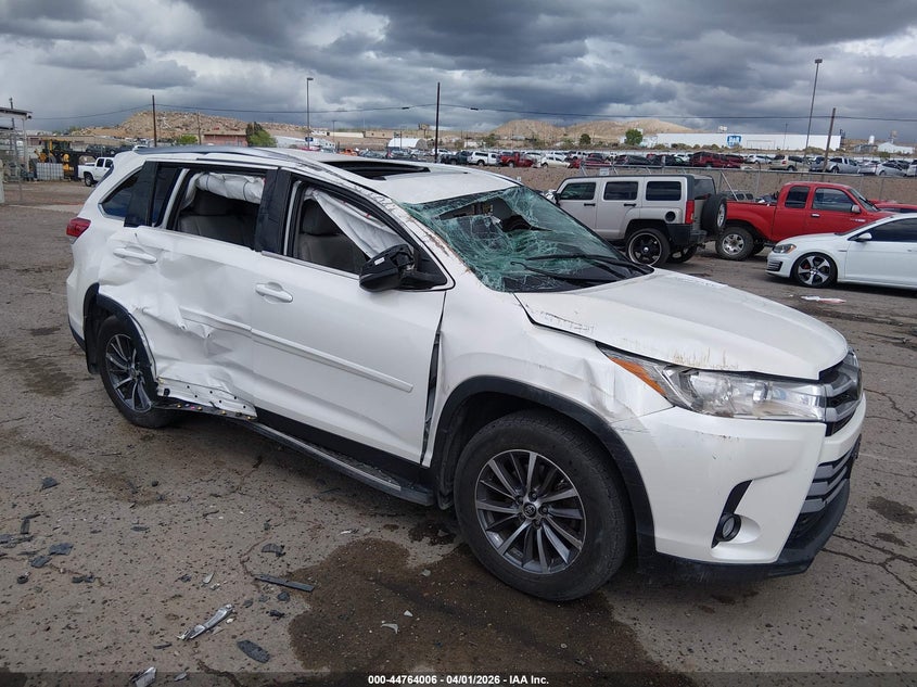 2019 Toyota Highlander VIN 5TDJZRFH9KS584829 IAAI salvage auction — ROLLOVER, Salvage (New Mexico), sold $4,550 on 2026-07-06 (photo 6)