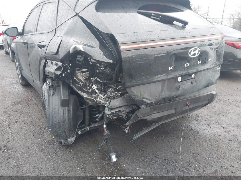 2025 Hyundai Kona VIN KM8HBCAB4SU333503 IAAI salvage auction — FRONT & REAR, Salvage (New Jersey), sold $4,650 on 2026-07-29 (photo 6)