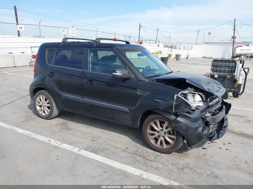 2012 Kia Soul VIN KNDJT2A65C7744134 IAAI salvage auction — FRONT & REAR, Wait Title, sold $550 on 2026-07-08 (photo 1)