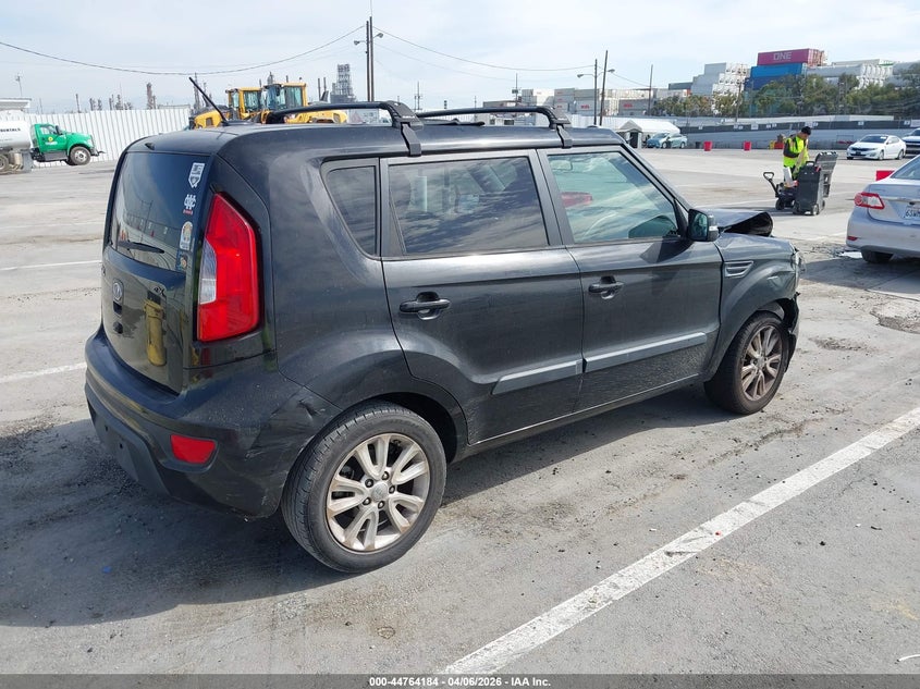 2012 Kia Soul VIN KNDJT2A65C7744134 IAAI salvage auction — FRONT & REAR, Wait Title, sold $550 on 2026-07-08 (photo 4)