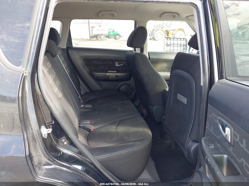 2012 Kia Soul VIN KNDJT2A65C7744134 IAAI salvage auction — FRONT & REAR, Wait Title, sold $550 on 2026-07-08 (photo 8)