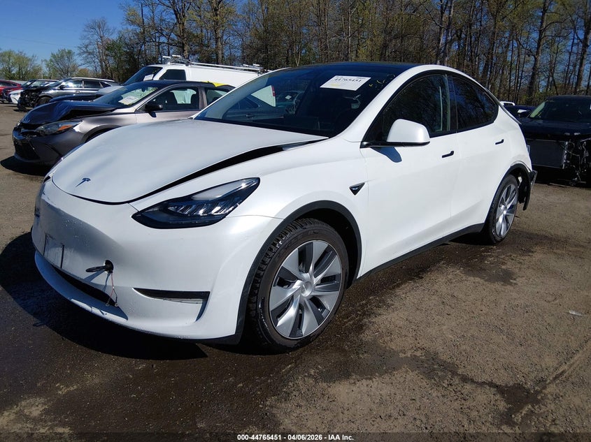 2023 Tesla Model y VIN 7SAYGDEE3PA097541 IAAI salvage auction — REAR END, Salvage Title, sold $7,900 on 2026-07-22 (photo 2)