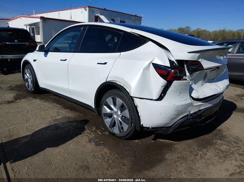2023 Tesla Model y VIN 7SAYGDEE3PA097541 IAAI salvage auction — REAR END, Salvage Title, sold $7,900 on 2026-07-22 (photo 3)