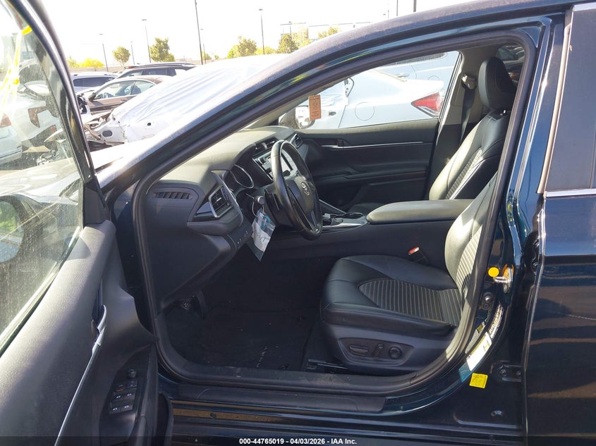 2019 Toyota Camry VIN 4T1B11HK8KU274300 IAAI salvage auction — REAR END, Wait Title, sold $8,900 on 2026-07-24 (photo 5)