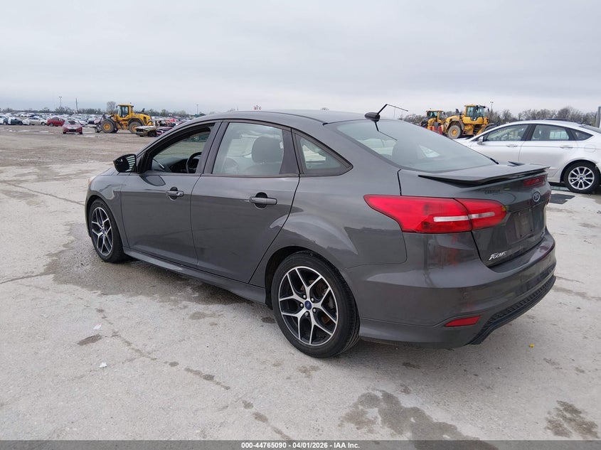 2016 Ford Focus VIN 1FADP3F24GL405297 IAAI salvage auction — RIGHT SIDE, Salvage (Illinois), sold $1,050 on 2026-07-20 (photo 3)