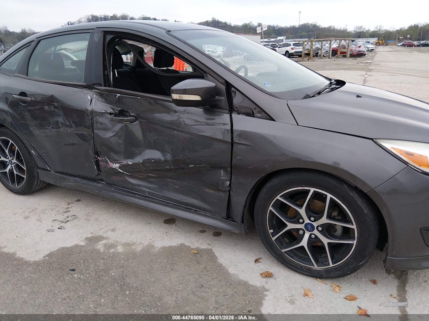 2016 Ford Focus VIN 1FADP3F24GL405297 IAAI salvage auction — RIGHT SIDE, Salvage (Illinois), sold $1,050 on 2026-07-20 (photo 6)