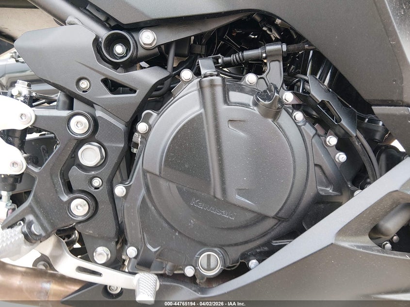 2026 Kawasaki Ninja VIN ML5EXGG10TDA80404 IAAI salvage auction — FRONT END, Wait Title, sold $1,700 on 2026-07-28 (photo 8)