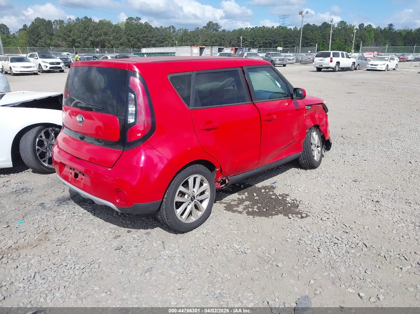 2017 Kia Soul VIN KNDJP3A54H7444657 IAAI salvage auction — RIGHT SIDE, Wait Title, sold $800 on 2026-07-10 (photo 4)