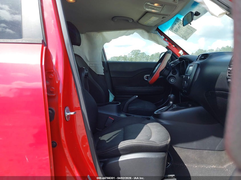 2017 Kia Soul VIN KNDJP3A54H7444657 IAAI salvage auction — RIGHT SIDE, Wait Title, sold $800 on 2026-07-10 (photo 5)