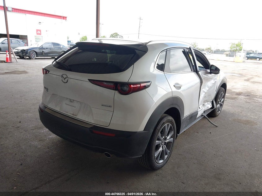 2025 Mazda Cx-30 VIN 3MVDMBCM7SM830554 IAAI salvage auction — RIGHT SIDE, Wait Title, sold $25 on 2026-07-29 (photo 4)