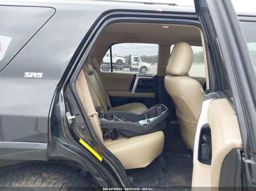 2011 Toyota 4runner VIN JTEZU5JR3B5032772 IAAI salvage auction — REAR END, Clear (Indiana), sold $4,900 on 2026-07-23 (photo 8)