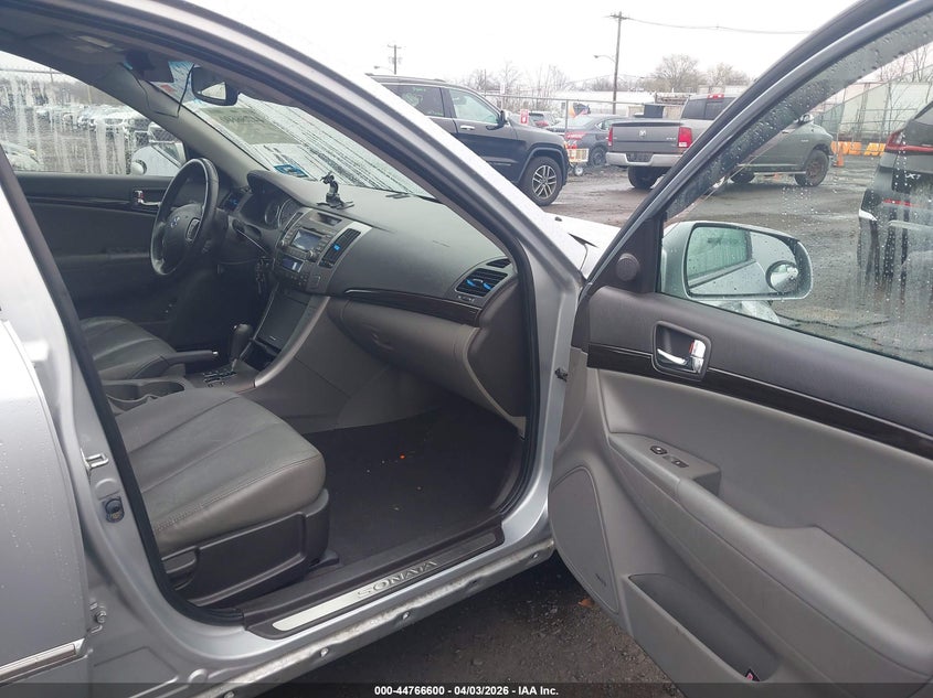 2010 Hyundai Sonata VIN 5NPEU4AC7AH620746 IAAI salvage auction — RIGHT FRONT, Salvage (New Jersey), sold $550 on 2026-07-20 (photo 5)