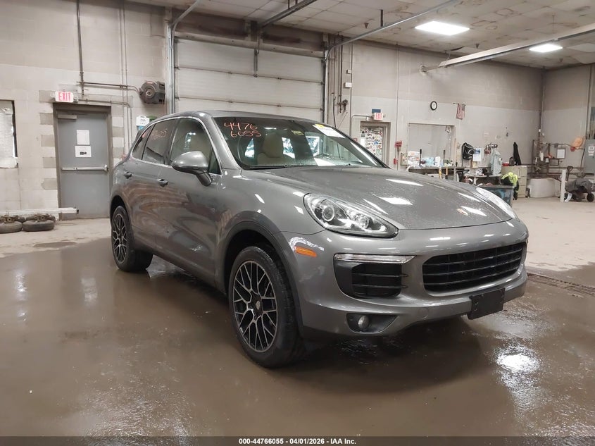 2018 Porsche Cayenne VIN WP1AA2A26JKA01168 IAAI salvage auction — LEFT SIDE, Salvage (Maine), sold $9,125 on 2026-07-06 (photo 1)