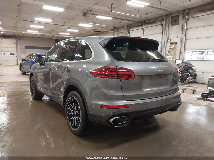 2018 Porsche Cayenne VIN WP1AA2A26JKA01168 IAAI salvage auction — LEFT SIDE, Salvage (Maine), sold $9,125 on 2026-07-06 (photo 3)