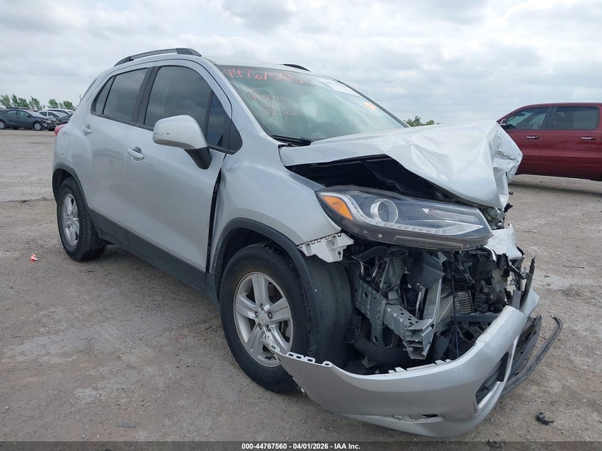 2021 Chevrolet Trax VIN KL7CJLSB5MB334123 IAAI salvage auction — FRONT END, Wait Title, sold $600 on 2026-07-08 (photo 1)