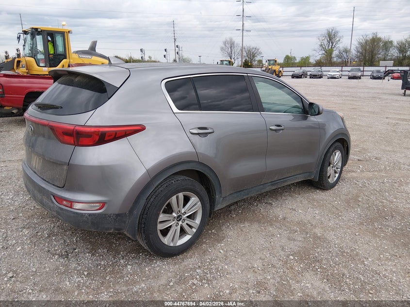 2017 Kia Sportage VIN KNDPM3ACXH7235490 IAAI salvage auction — UNKNOWN, Salvage (Missouri), sold $2,050 on 2026-07-13 (photo 4)