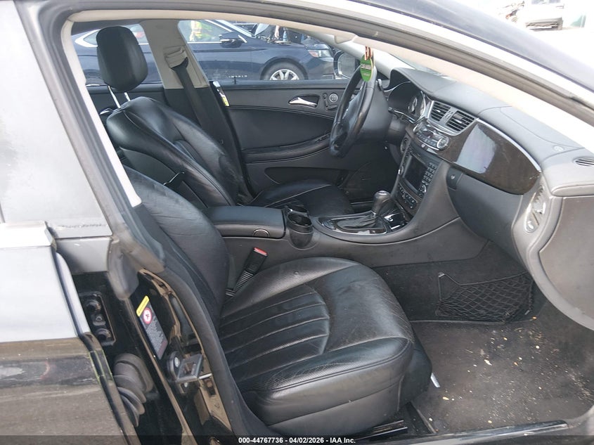2009 Mercedes-benz Cls-klasse VIN WDDDJ72X79A149715 IAAI salvage auction — RIGHT FRONT, Salvage (Kentucky), sold $525 on 2026-07-13 (photo 5)