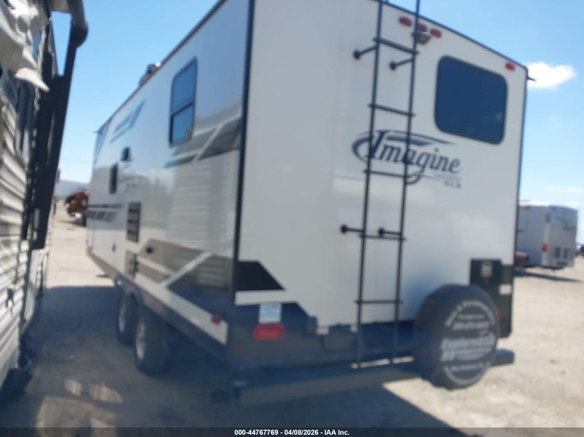 2022 Grand design 21bhe VIN 573TE2528N3425131 IAAI salvage auction — UNKNOWN, Original (Texas), sold $8,900 on 2026-08-31 (photo 3)