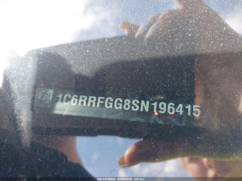 2025 Ram 1500 VIN 1C6RRFGG8SN196415 IAAI salvage auction — SIDE, Salvage Title, sold $11,100 on 2026-07-19 (photo 9)