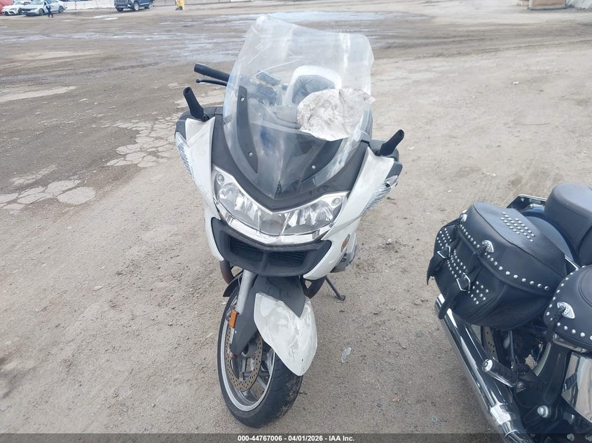 2011 BMW R 1200 VIN WB1044009BZW19462 IAAI salvage auction — THEFT, Salvage (California), sold $1,450 on 2026-07-28 (photo 5)
