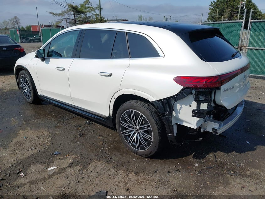 2023 Mercedes-benz VIN 4JGDM4EB2PA014988 IAAI salvage auction — REAR END, Salvage (Virginia), sold $43,525 on 2026-08-03 (photo 3)