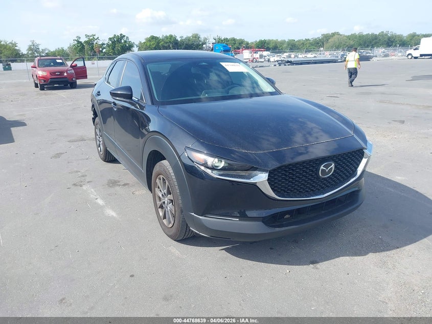 2025 Mazda Cx-30 VIN 3MVDMBAM7SM807682 IAAI salvage auction — REAR END, Wait Title, sold $7,275 on 2026-07-20 (photo 1)