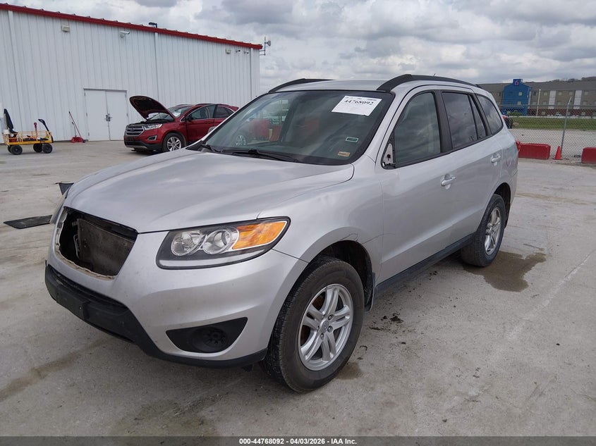 2012 Hyundai Santa fe VIN 5XYZGDAB7CG108768 IAAI salvage auction — FRONT END, Wait Title, sold $1,300 on 2026-07-31 (photo 2)