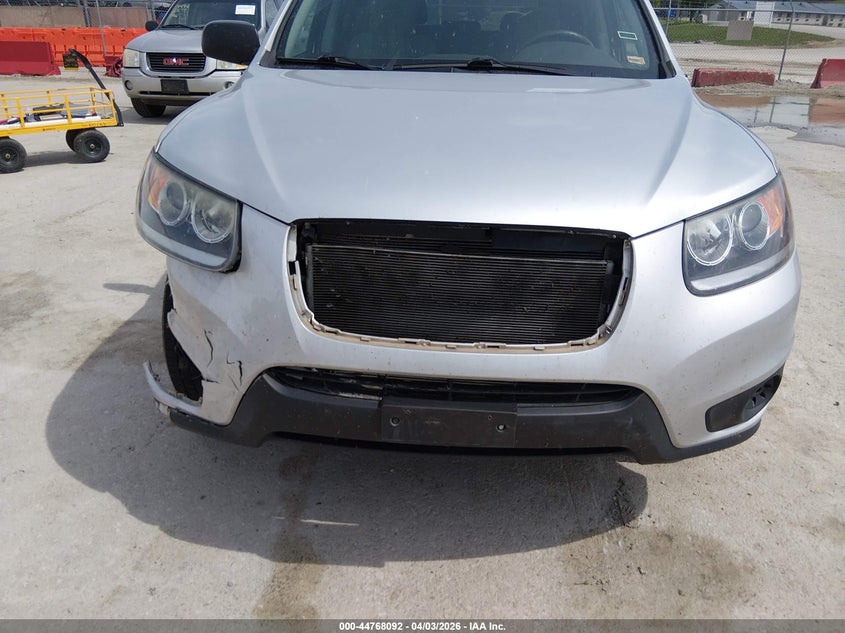2012 Hyundai Santa fe VIN 5XYZGDAB7CG108768 IAAI salvage auction — FRONT END, Wait Title, sold $1,300 on 2026-07-31 (photo 6)