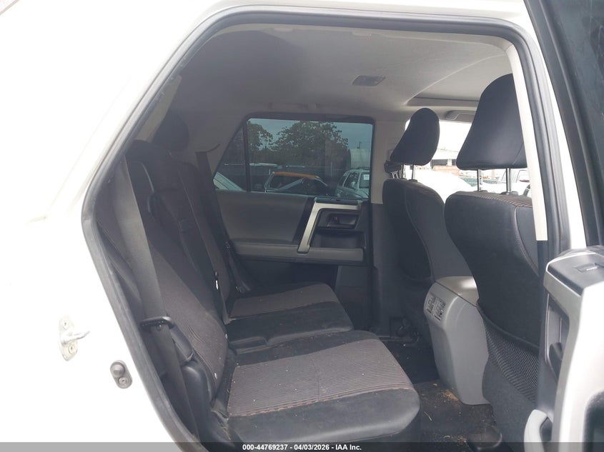 2013 Toyota 4runner VIN JTEBU5JR6D5140565 IAAI salvage auction — SIDE, Clear (Hawaii), sold $3,675 on 2026-07-14 (photo 8)